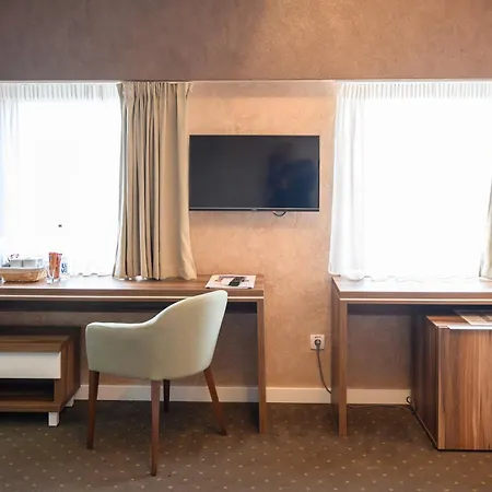 Mv Monogram Hotel Indija