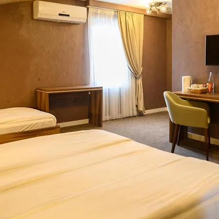 Hotel Mv Monogram