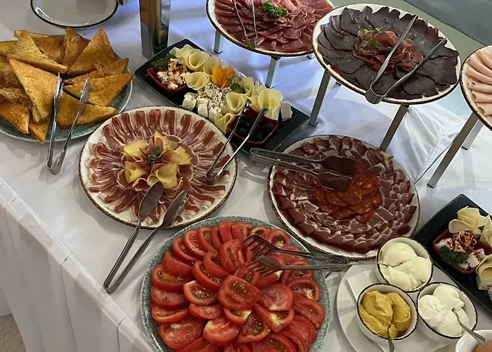 Mv Monogram 3* Indija